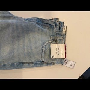 Abercrombie High Rise Mom Jean